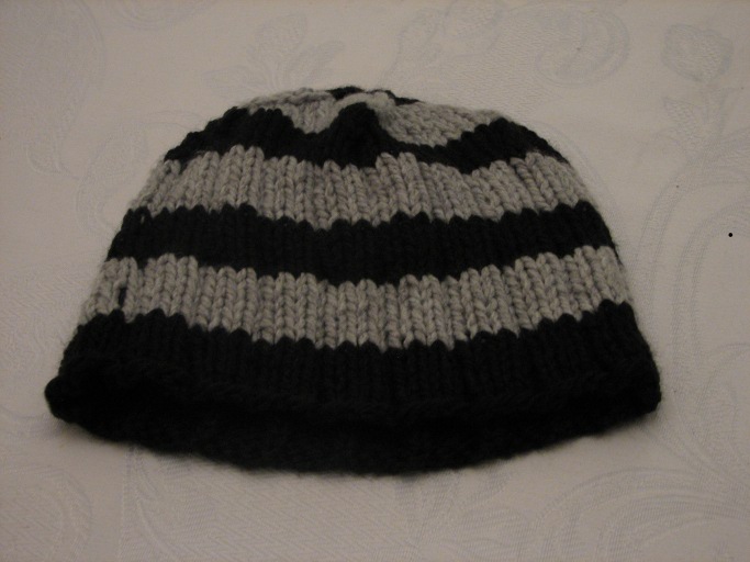 http://www.thirtysomethingblog.com/images/March 2010/striped%20hat%2001.JPG